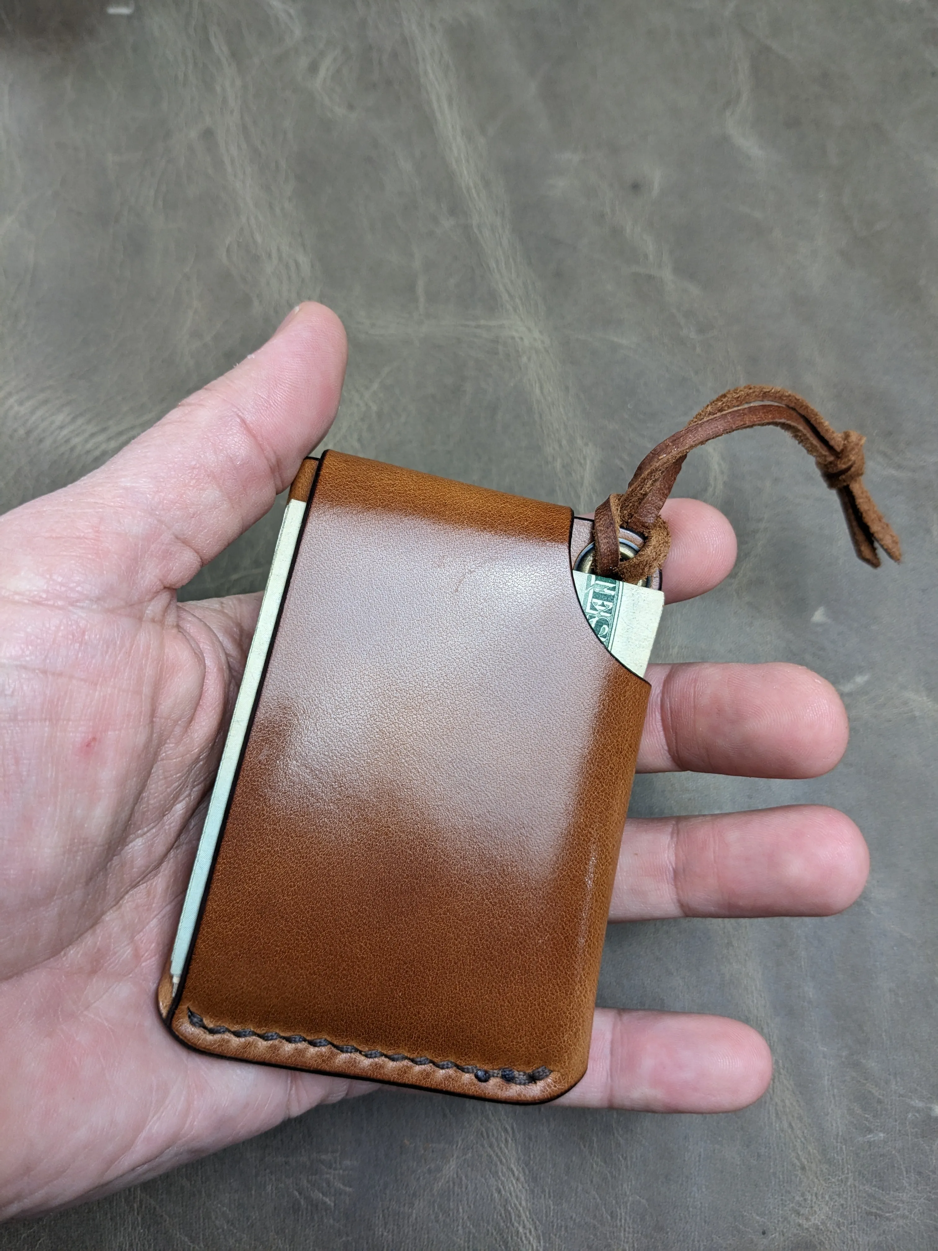 Hiker Wallet - Toffee Tan
