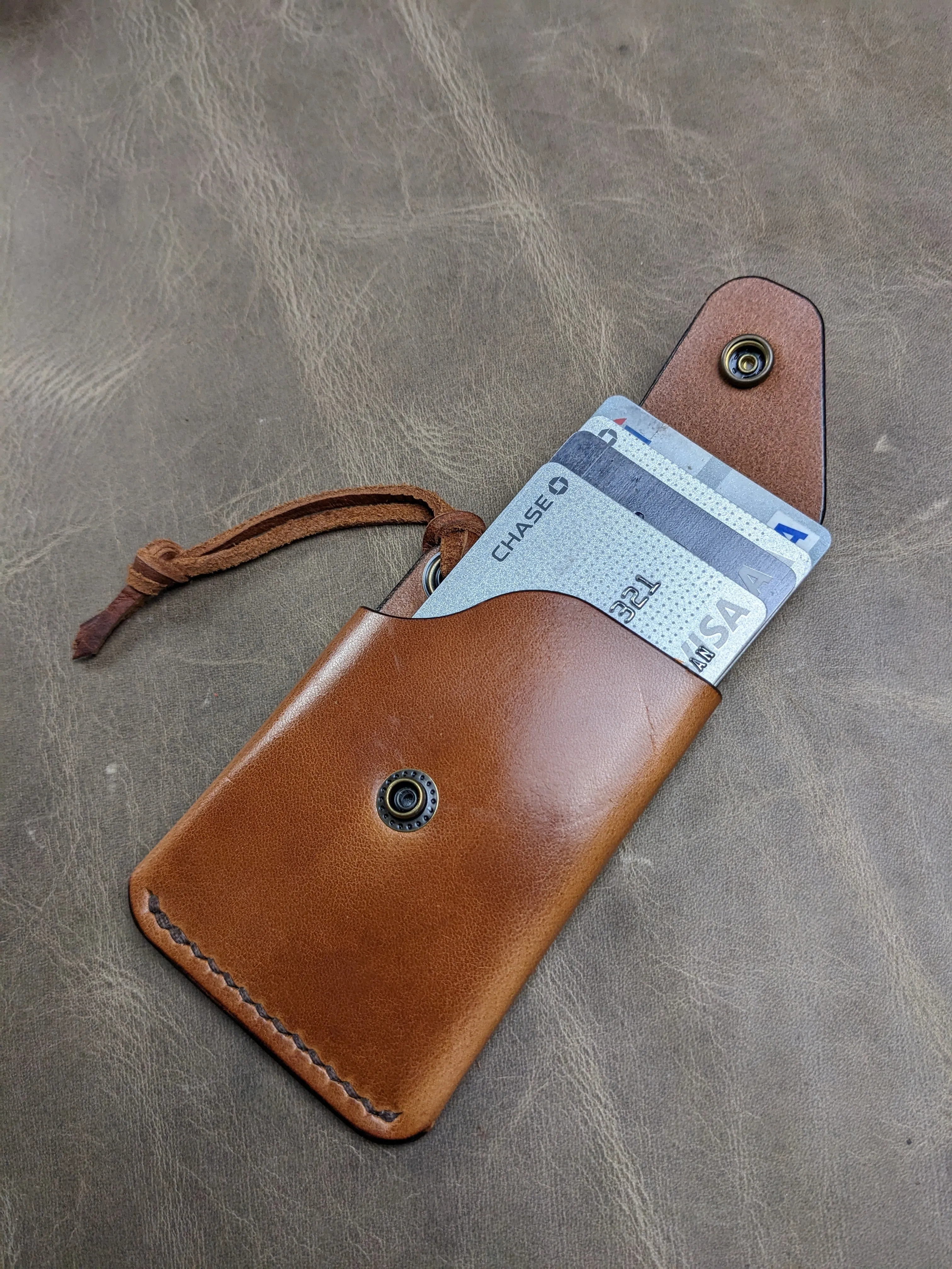 Hiker Wallet - Toffee Tan