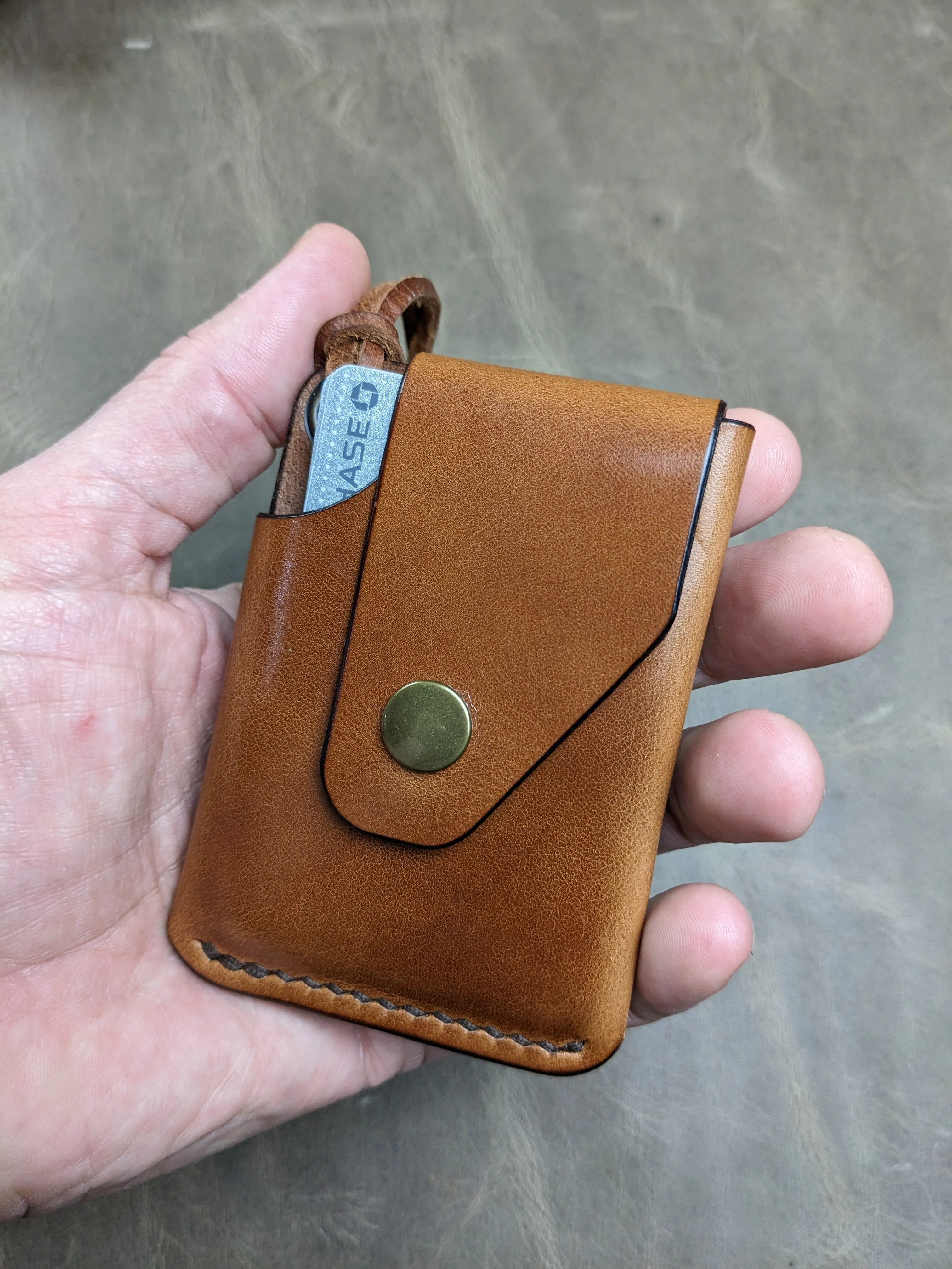 Hiker Wallet - Toffee Tan
