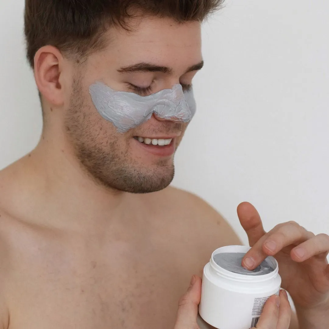 Kasvonaamio Aktiivihiili & Savi, mm. rasvaiselle- ja akneiholle, kosteuttava, 100ml - Saaren Taika Professional